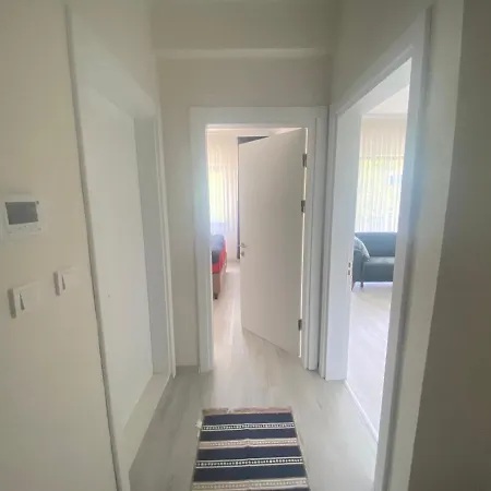 North Point 61 Luxury Furnished In The Center Apartment *